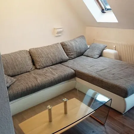 T.j. Ferienwohnung شقة