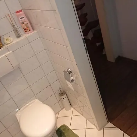 T.j. Ferienwohnung شقة *